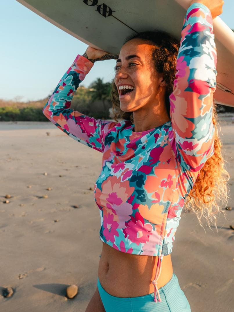 Location Image for Cropped Rashguard - Women's