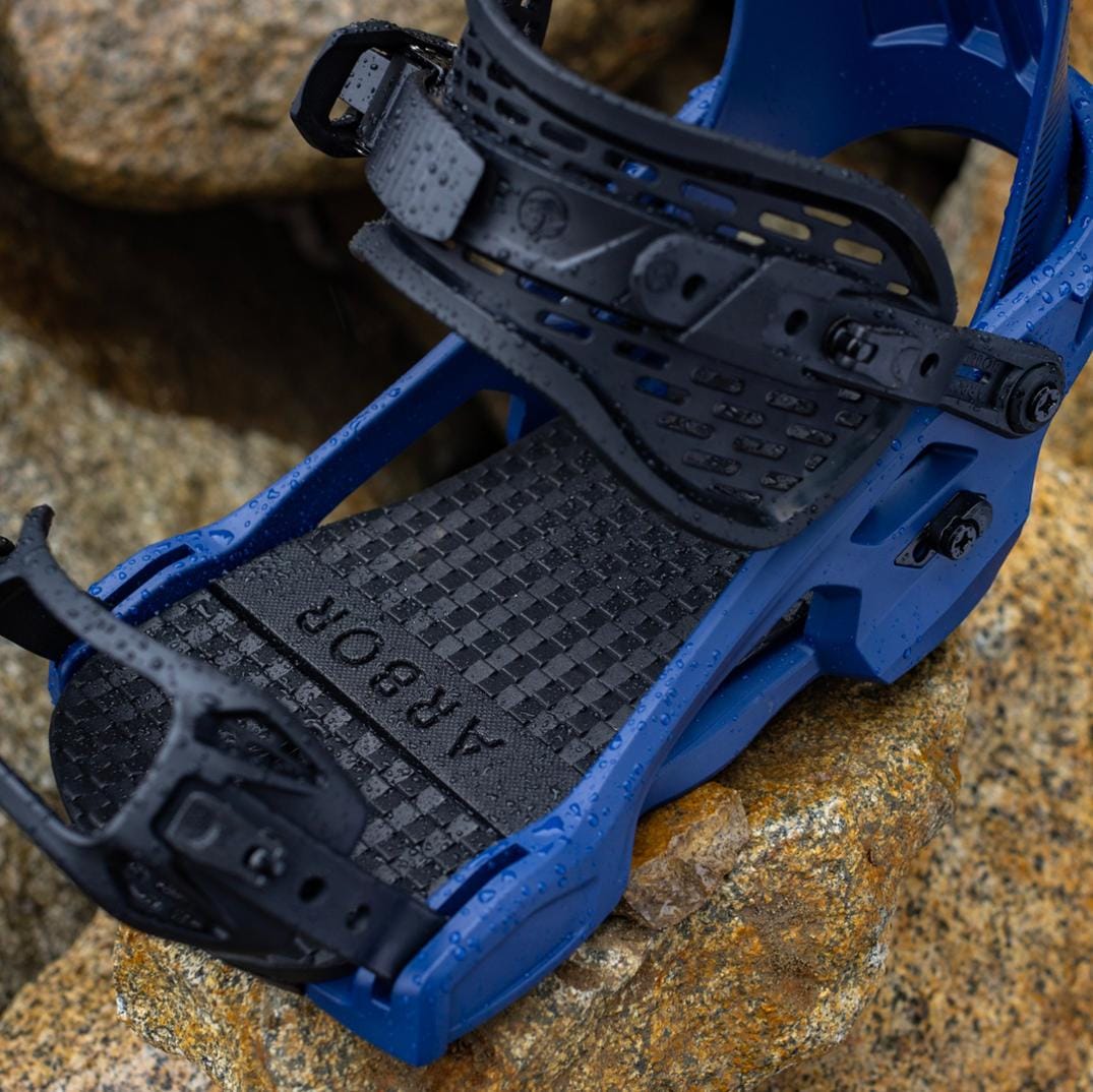 Location Image of color Midnight Blue
