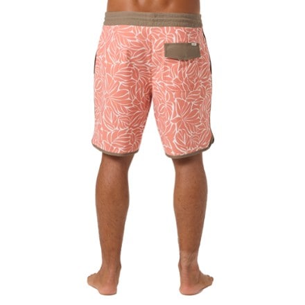 O'Neill Cruzer Scallop 18" Board Shorts - Men's 1