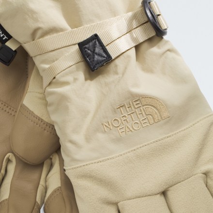 The North Face Montana Leather Waterproof Gloves 1