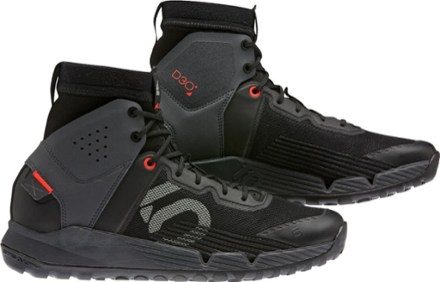 trailcross mid pro shoe