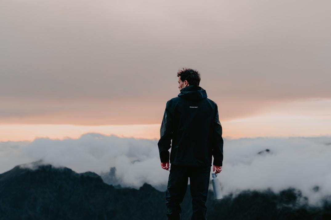 Location Image for Peak GO Vacuum Water Bottle with Straw Lid - 24 fl. oz.