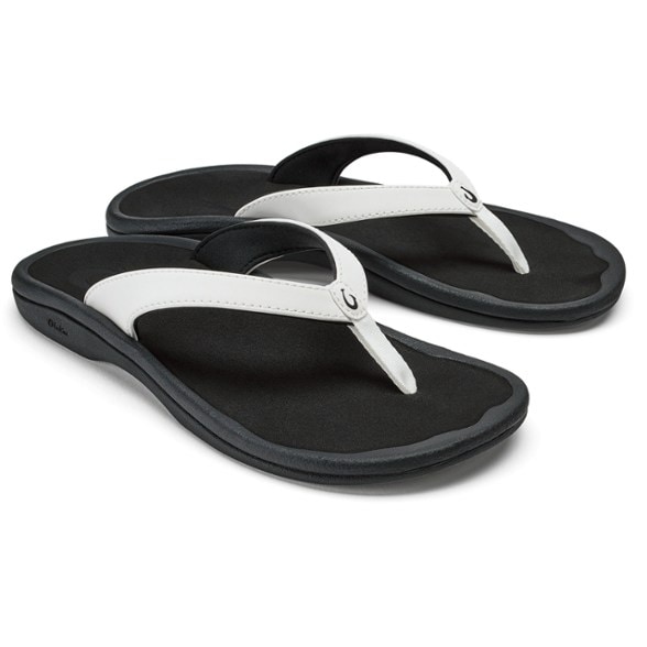 Detail Image of color White Sand/Black