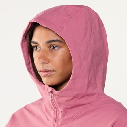 Arc'teryx Clarkia AR Insulated Hoody - Women's 6