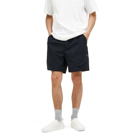 Peak Performance Outdoor Cargo Shorts - Men's 1