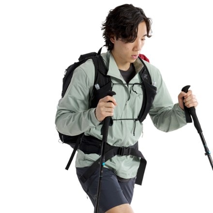 Arc'teryx Gamma Lightweight Jacket - Men's 7