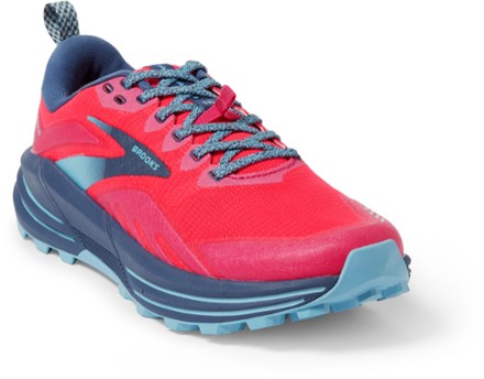 Cascadia 16 Trail-Running Shoes - Women's [3/4 view (Pink/Flambe/Cobalt)]