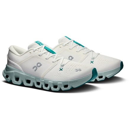 On Cloud X 5 Road-Running Shoes - Women's 2