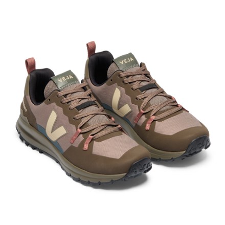 VEJA VEJA x Finisterre Fitz Roy Hiking Shoes - Women's 1