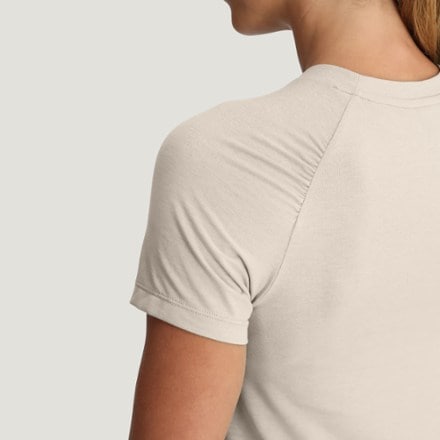 Free Fly Elevate Lightweight Fitted T-Shirt - Women's 6