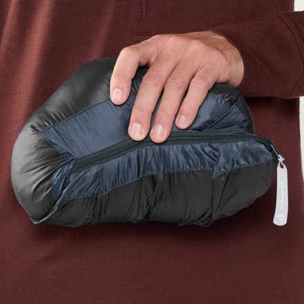 Mammut Broad Peak IN Hooded Down Jacket - Men's 7