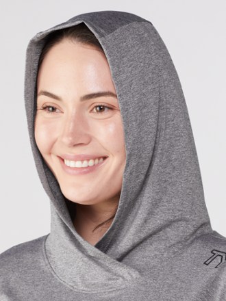 TYR SunDefense Hooded Shirt - Women's 5