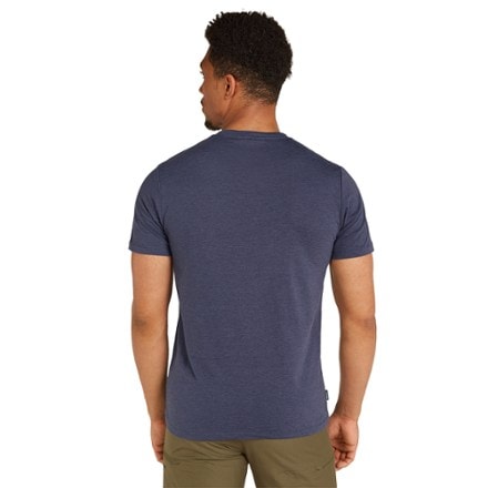 Icebreaker Central Classic T-Shirt - Men's 1