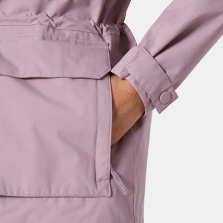 Helly Hansen Escape Utility Raincoat - Women's 5
