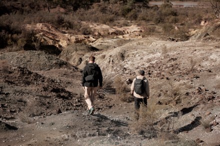 Location Image of color Black