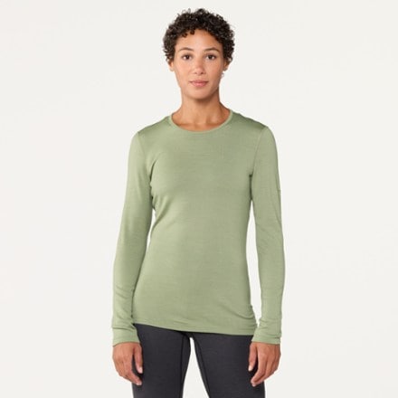 Icebreaker 260 Tech Long-Sleeve Crewe Base Layer Top - Women's 2