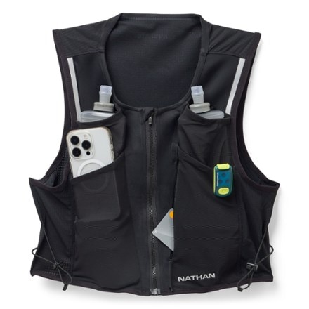 Nathan Aerozip Hydration Vest 4