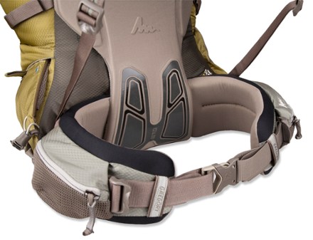 Ultra-soft, 3D precurved waistbelt (Moss Green)