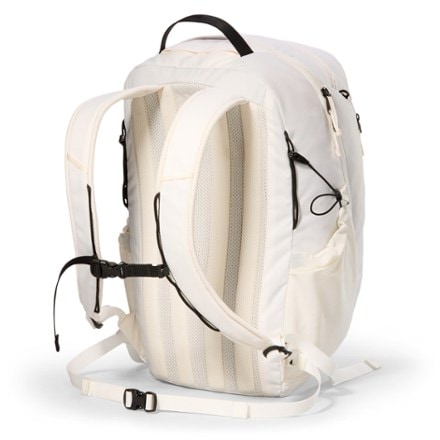 Arc'teryx Mantis 26 L Pack 3