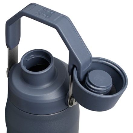 Stanley IceFlow AeroLight Vacuum Water Bottle with Fast Flow Lid - 24 fl. oz. 3