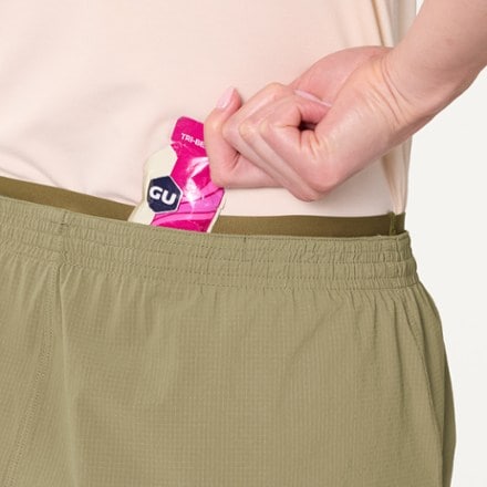Janji Multi 3" Shorts - Women's 5