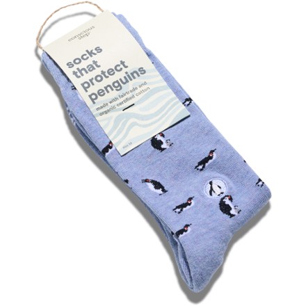 Conscious Step Socks That Protect Penguins 1