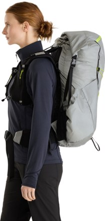 Arc'teryx Aerios 45 Pack - Women's 7