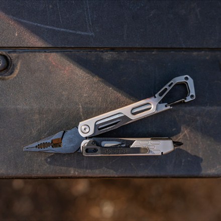 Location Image for Stakeout Drive Multi-Tool