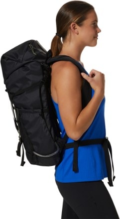 Mountain Hardwear Scrambler 25 Pack 5