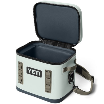 YETI Hopper Flip 12 Soft Cooler 5