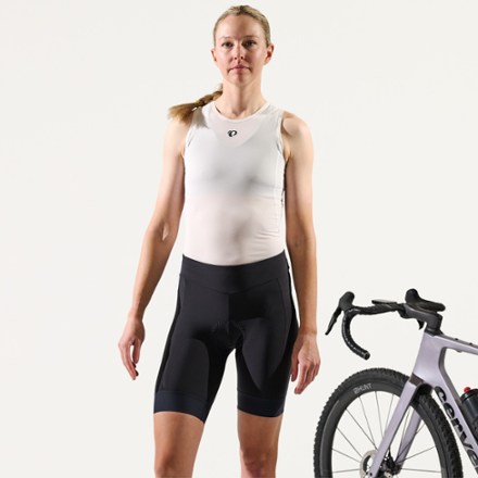 PEARL iZUMi Red Cycling Shorts - Women's 6