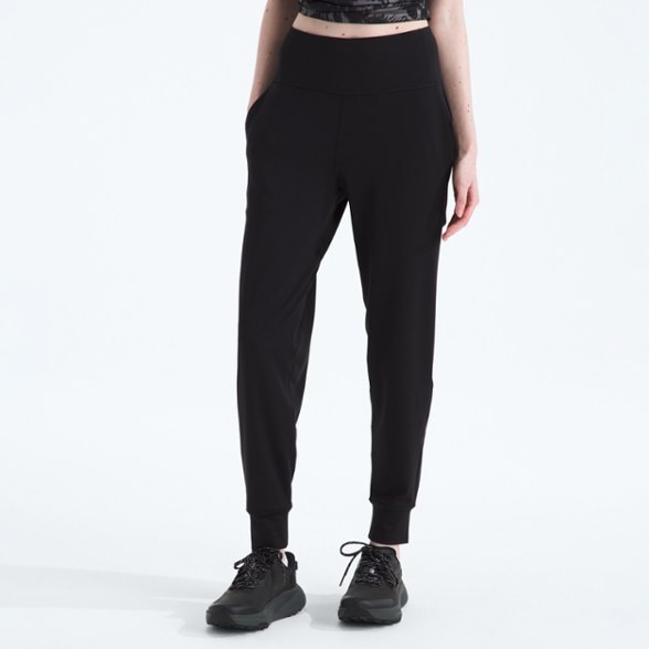 On Body Image of color Tnf Black