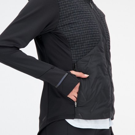 New Balance Impact Run Luminous Heat Jacket - Women's 6