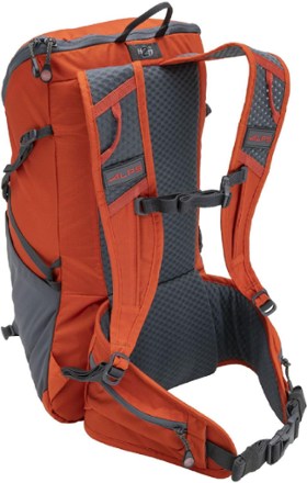 ALPS Mountaineering Canyon 20 Pack 6