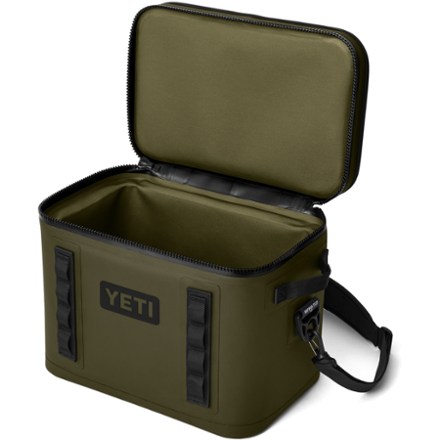 YETI Hopper Flip 18 Soft Cooler 2