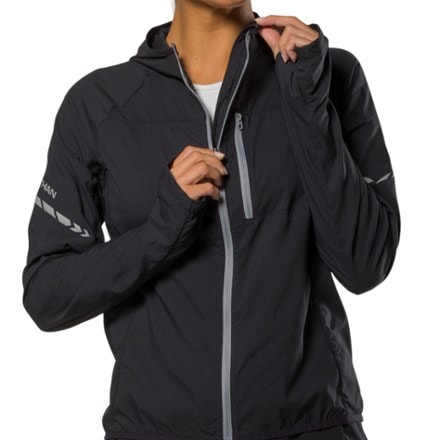 Nathan Stealth Jacket 2.0 - Women's 6