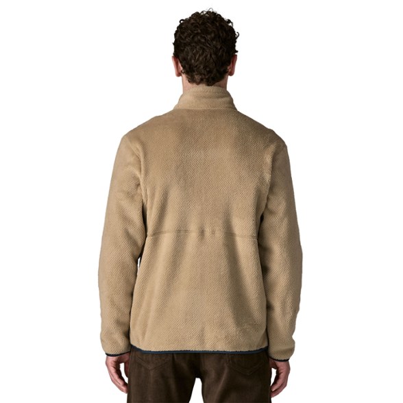 On Body Image of color El Cap Khaki