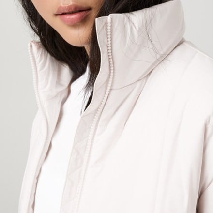 Vuori Canyon Insulated Sporty Jacket - Women's 10