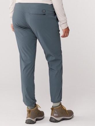 Mountain Hardwear Dynama Pull-On Ankle Pants - Women's 2