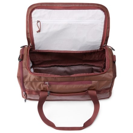 REI Co-op Big Haul 28 Duffel Interior