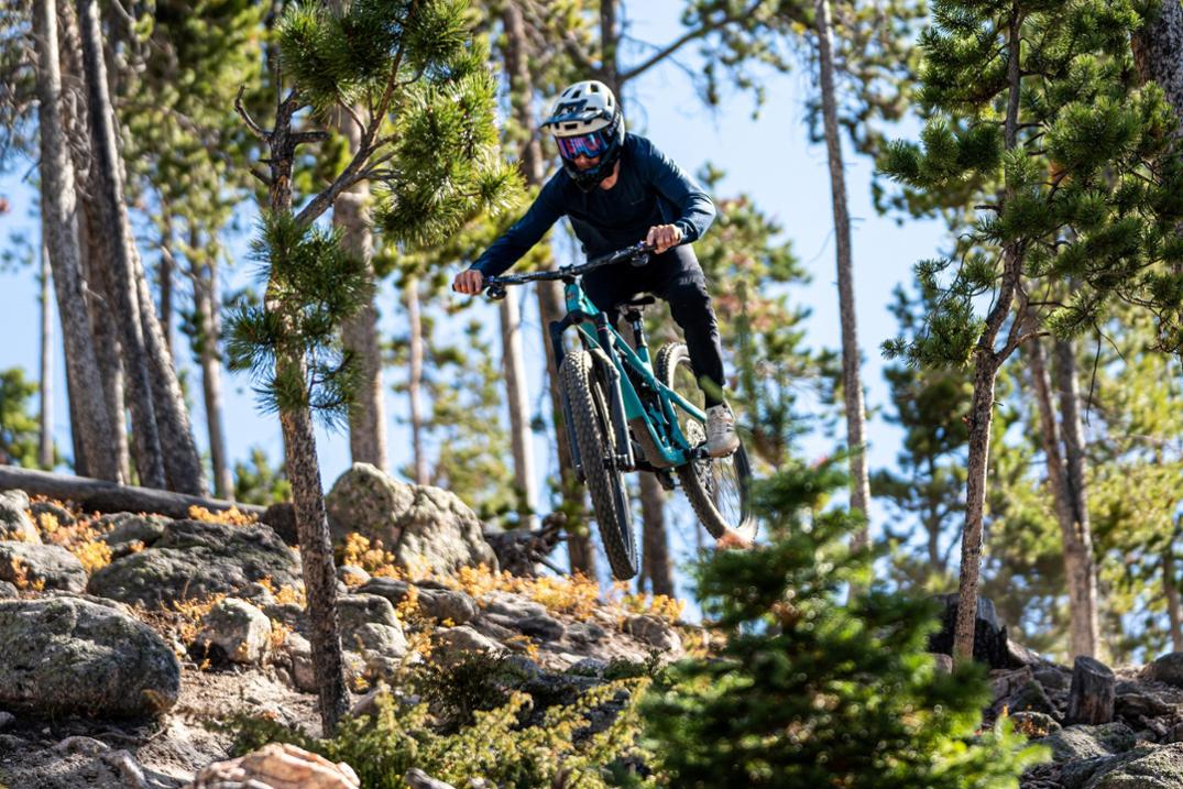 Location Image for Mainline Mips Bike Helmet