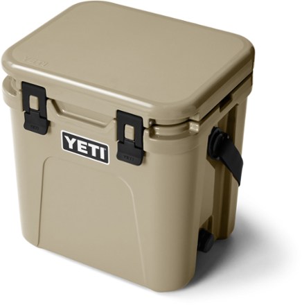 YETI Roadie 24 2.0 Hard Cooler 2