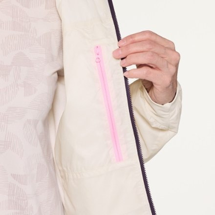 Arc'teryx Atom Insulated Hoody - Women's 6