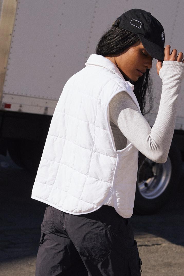 Location Image for Pippa Packable Puffer Insulated Vest - Women's