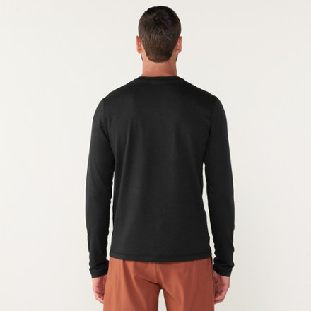 Vuori Long-Sleeve Ponto Performance T-Shirt - Men's 1