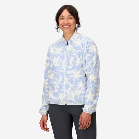 On Body Image of color Vapor Winter Floral