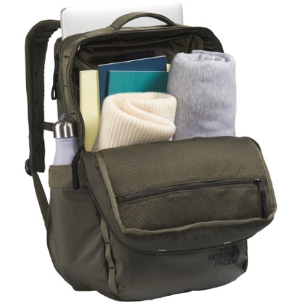 The North Face Base Camp Voyager Daypack - New Taupe Green & TNF Black