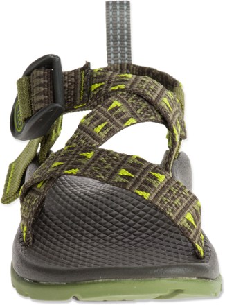 Front View (Forest Points)