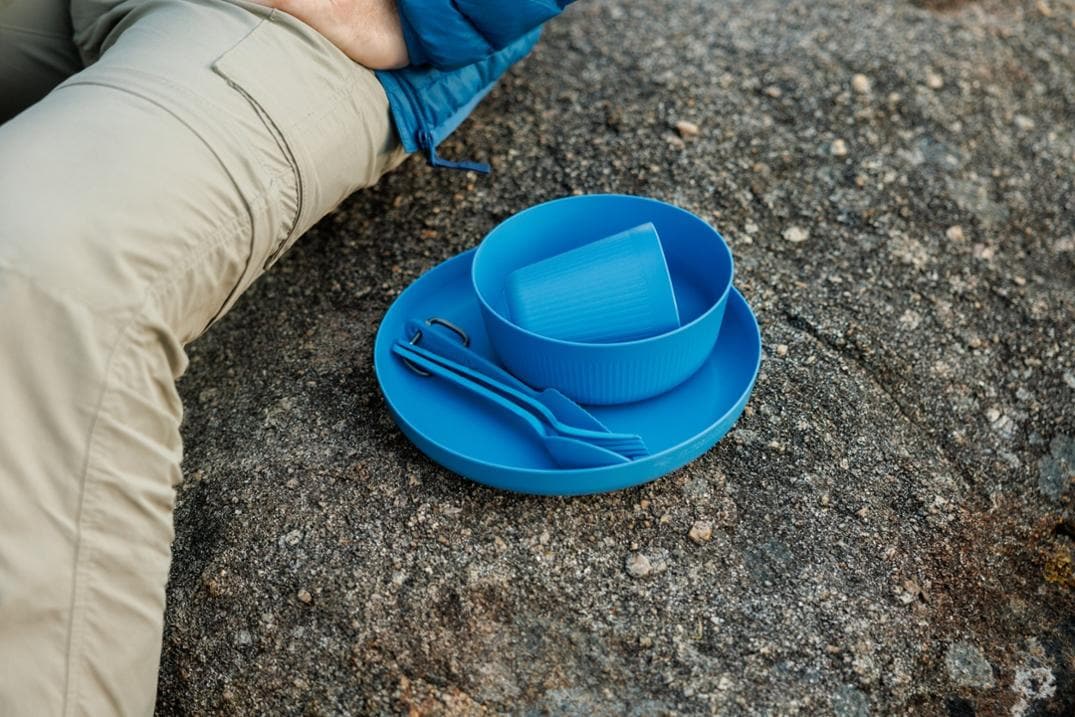Location Image for Camp Dinnerware Set with Mesh Sack - 6 Piece