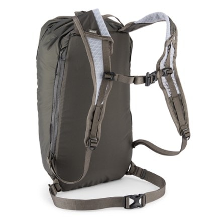 REI Co-op Flash 18 Pack 3